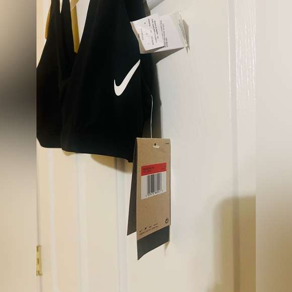 NWT Nike Sneakerkini Swim Top | Women’s Size L - Picture 3 of 3